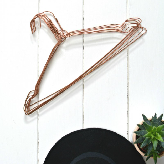 How to Manufacture a Wire Coat Hanger